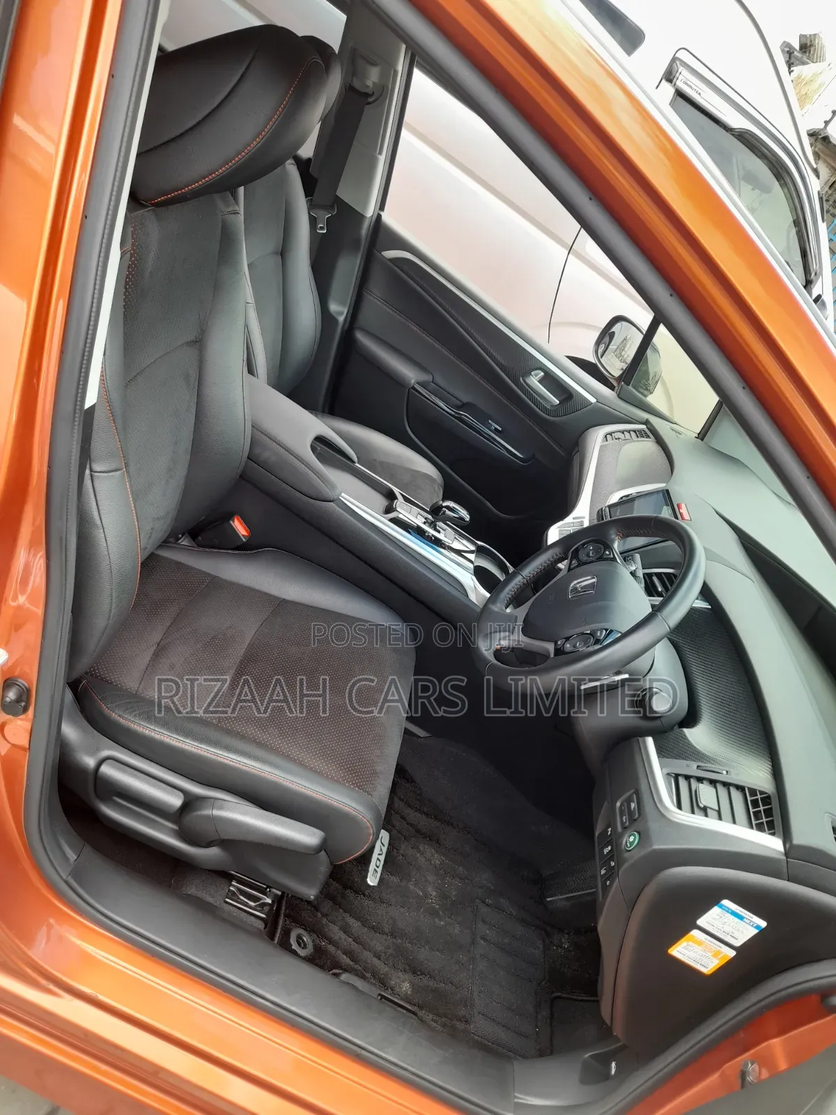 Honda Jade 1.5 Hybrid 2019 Orange