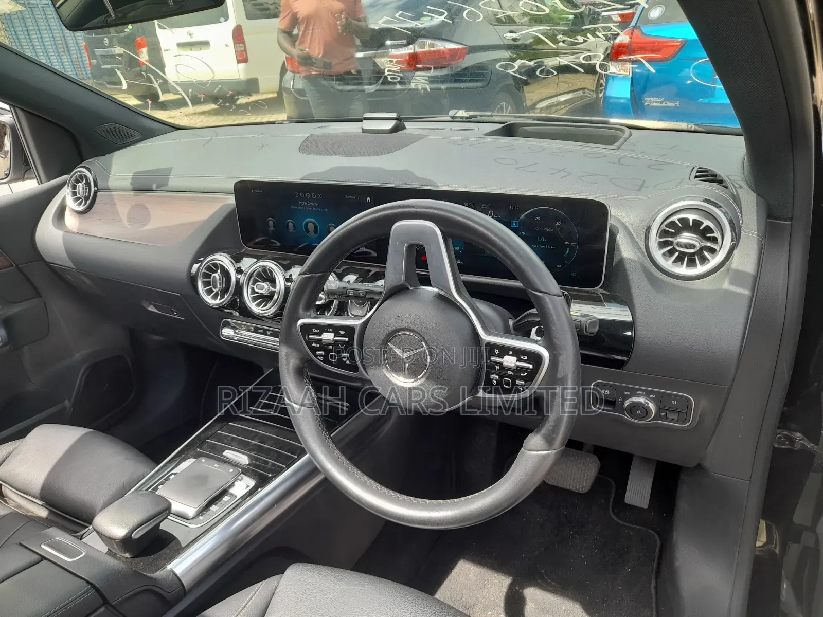 Mercedes-Benz B-Class B180 Petrol 2019 Black