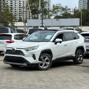 Toyota RAV4 2019 White