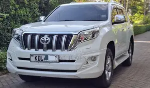 Toyota Land Cruiser Prado 4.0 2017 White