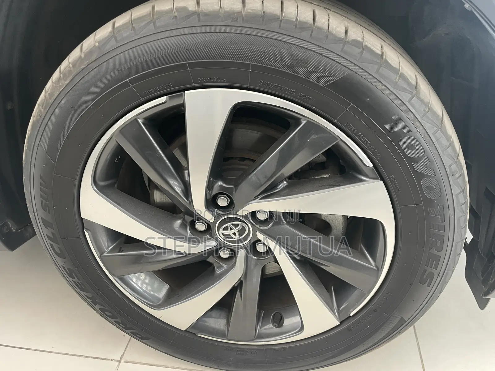 Toyota Harrier 2.0 Turbo 4WD 2019 Black