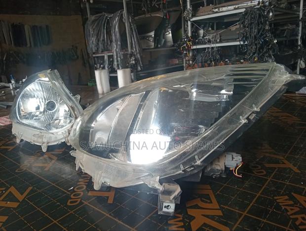 Headlight Mitsubishi Mirage - thumbnail 3