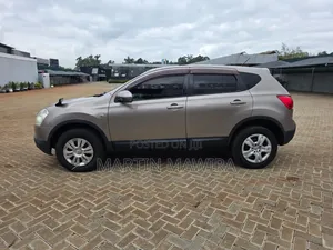 Nissan Dualis 2009 Gray