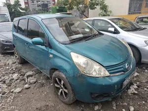 Nissan Note 2010 Blue
