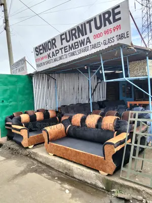 Black/Brown Seat
