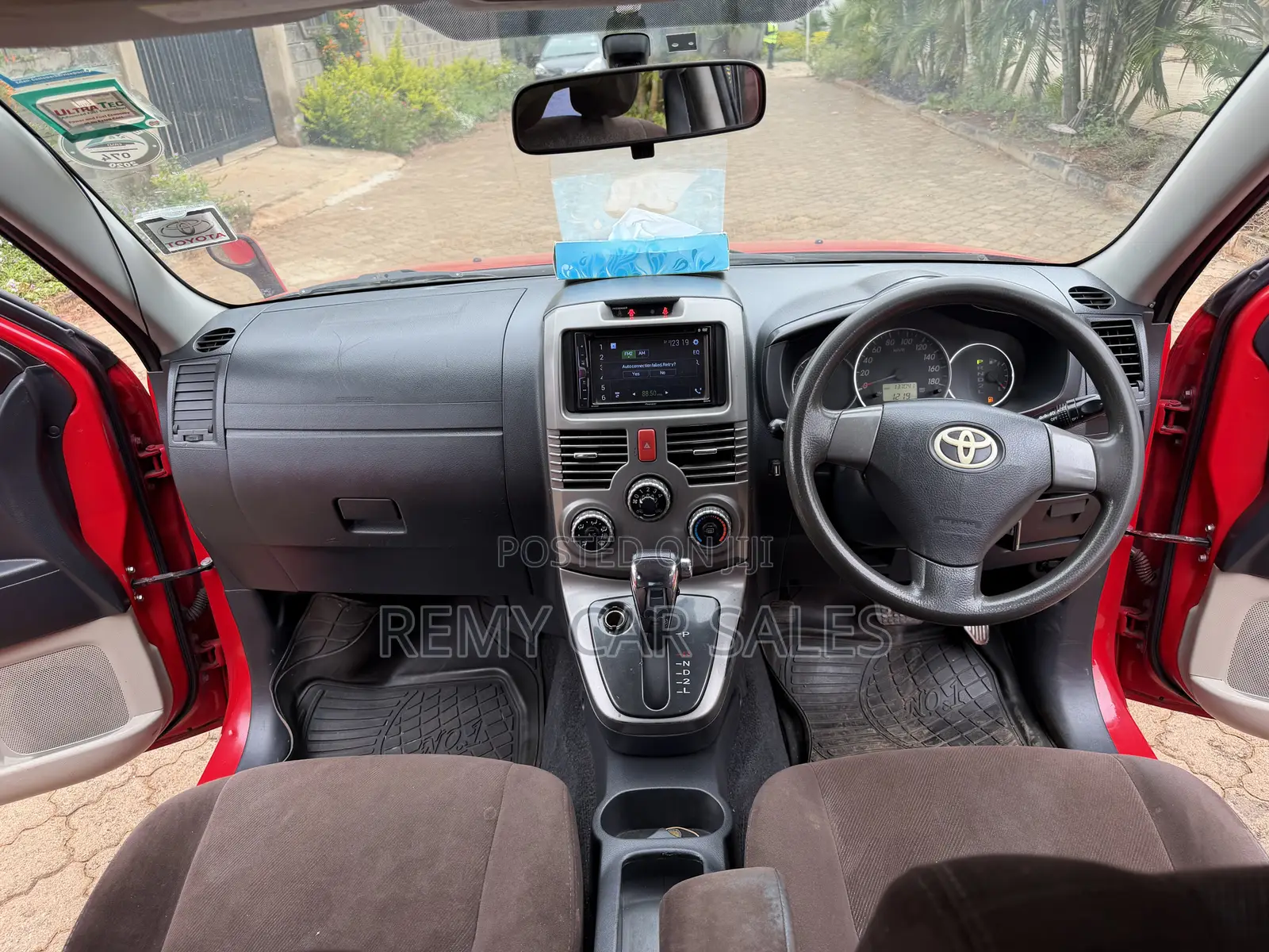 Toyota Rush 2013 Red