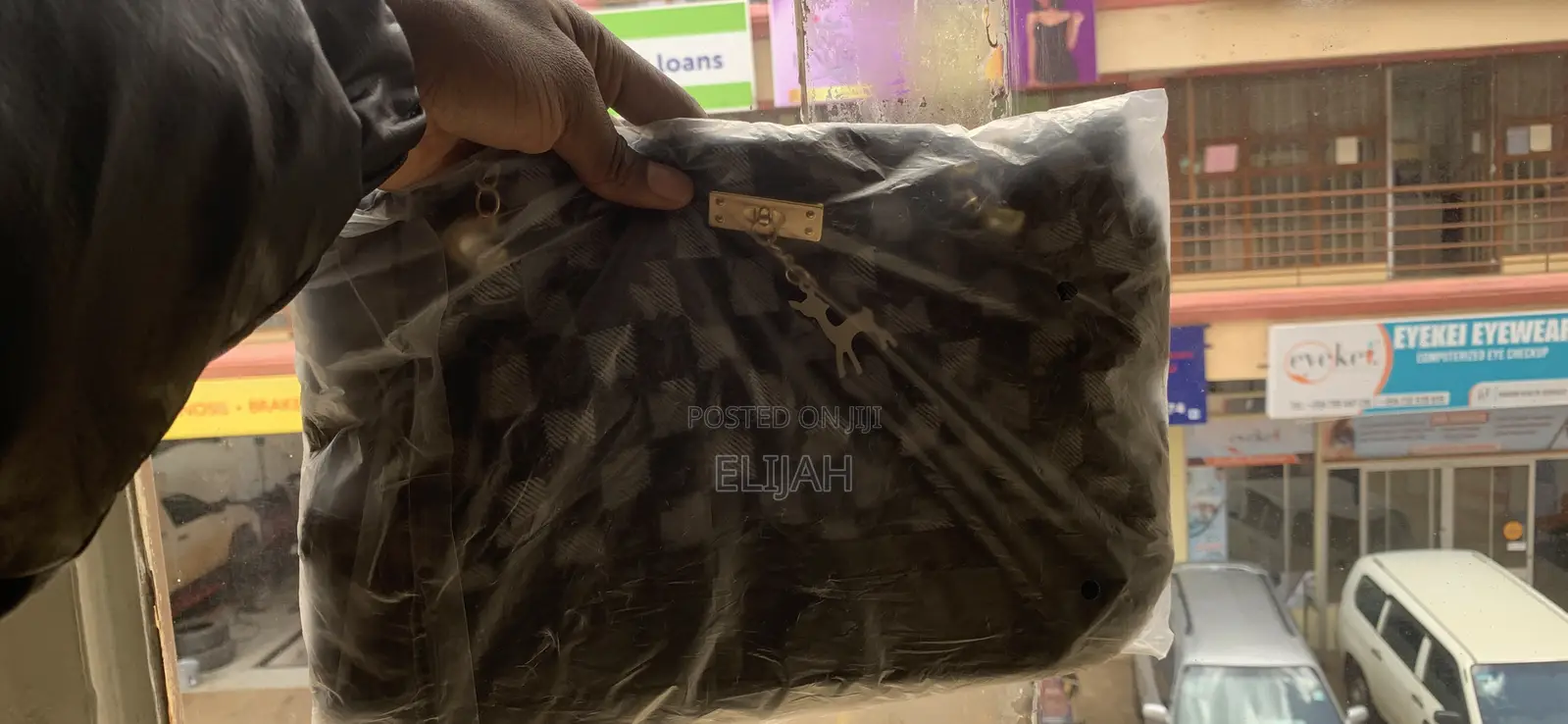 Plaid Chain Tote Bag