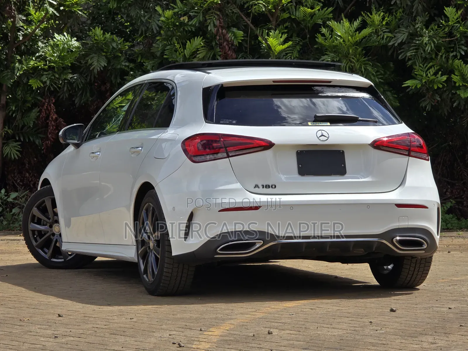 Mercedes-Benz GLA-Class 2019 White