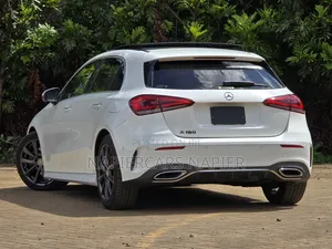 Mercedes-Benz GLA-Class 2019 White