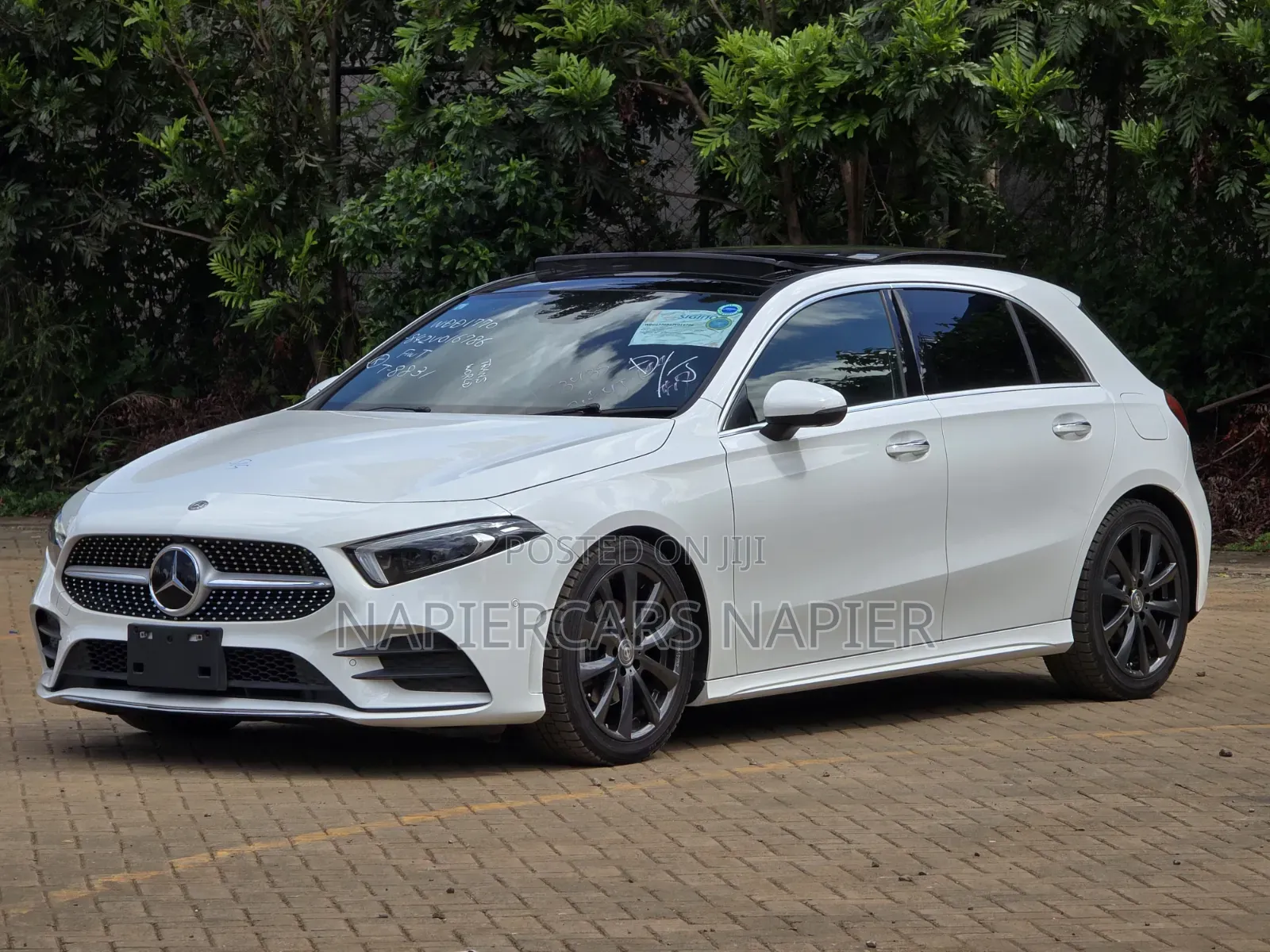 Mercedes-Benz GLA-Class 2019 White