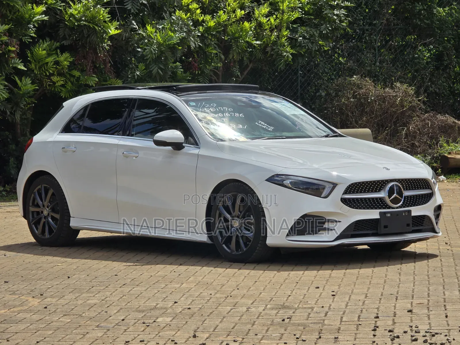 Mercedes-Benz GLA-Class 2019 White