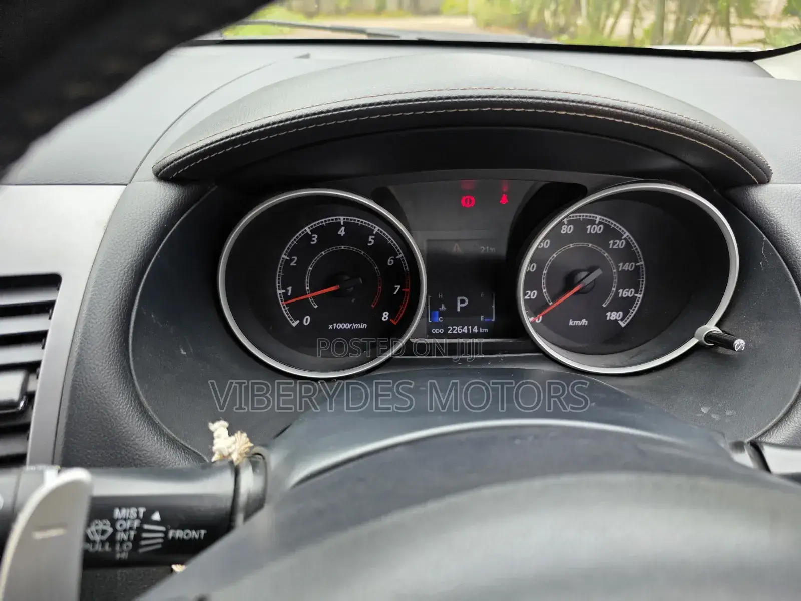 Mitsubishi Outlander 2011 White