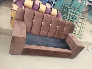 Brown Kangaroo Seat