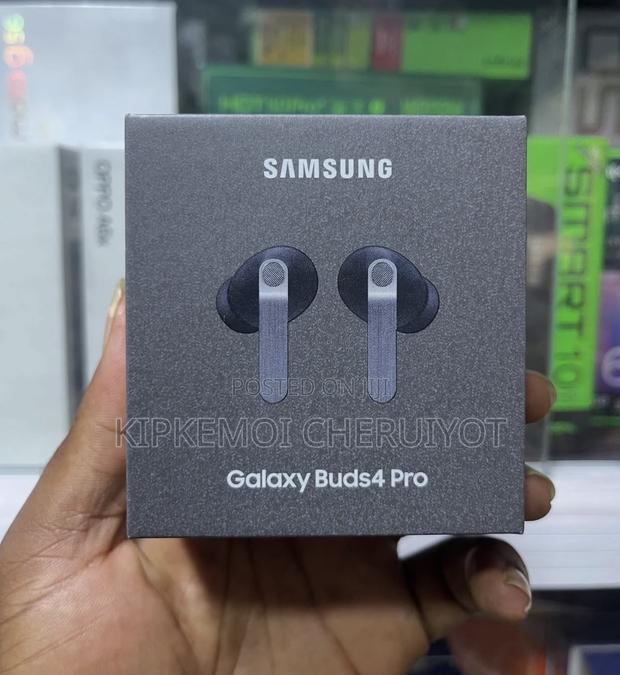 Samsung Galaxy Buds 4 Pro - main view