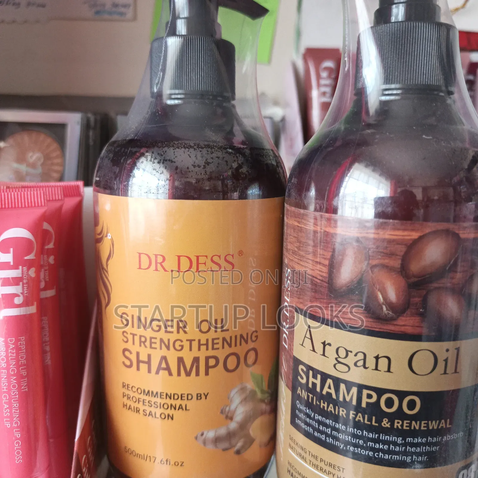 Hair Wash Shampoo + Free Conditioner