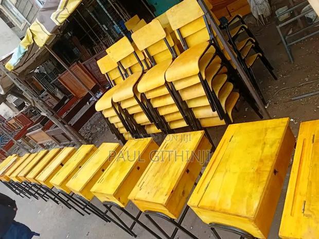 JSS Chair and Lockers - thumbnail 2