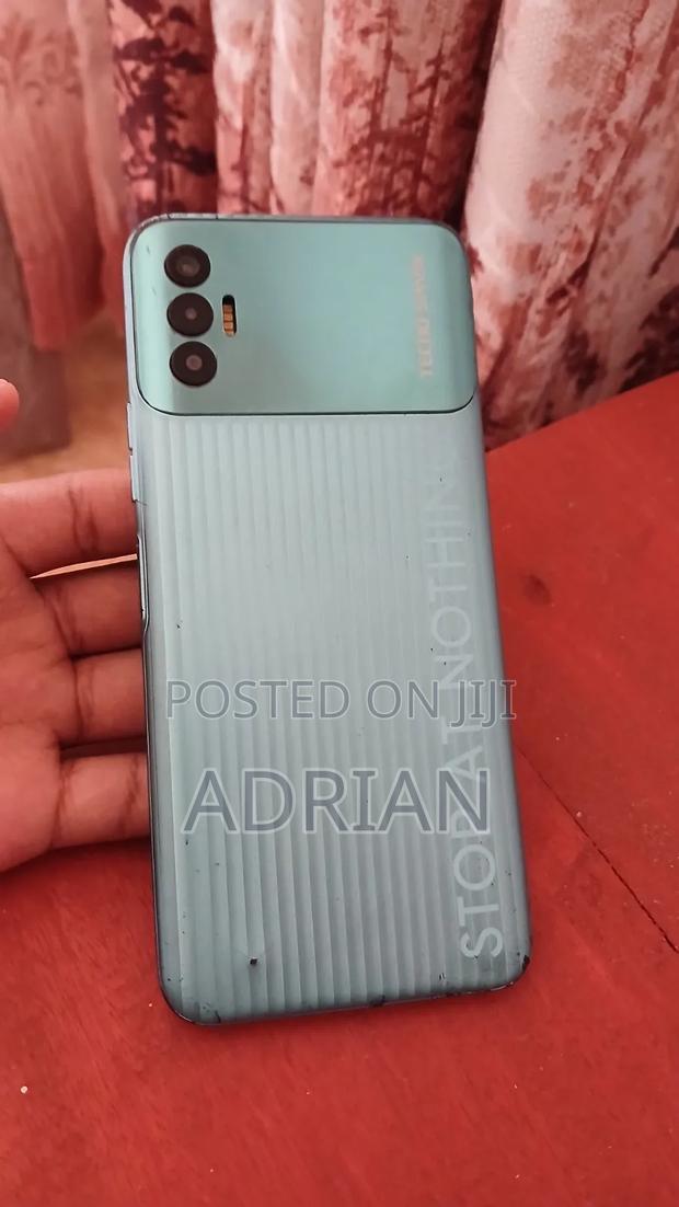 Tecno Spark 8P 64 GB Blue - thumbnail 2