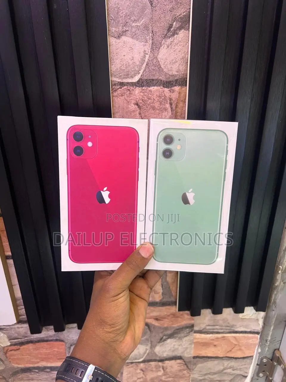 New Apple iPhone 11 128 GB Green