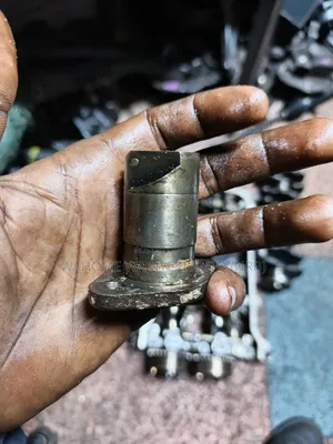 Timming Chain Tensioner 2zr Premio,Allion,Isis,Rumion