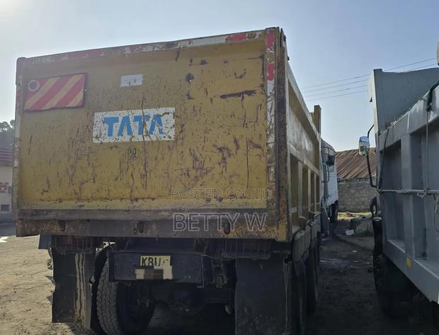 Kbu Tata Tipper 2516 - thumbnail 3