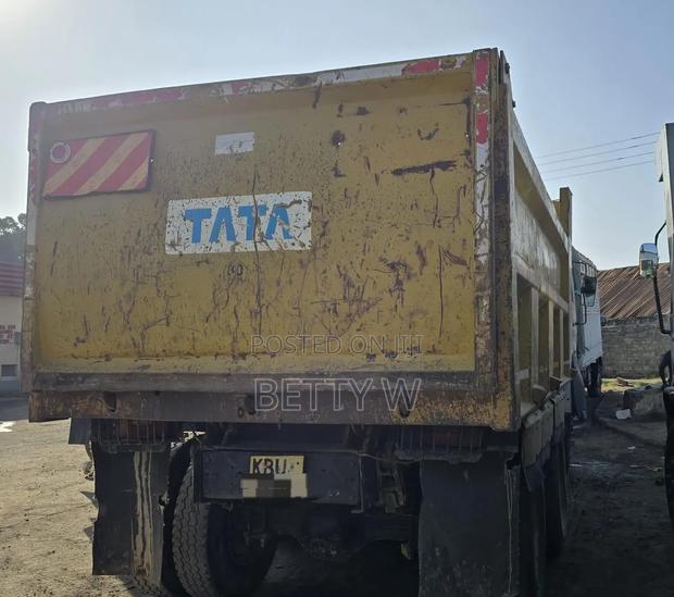 Kbu Tata Tipper 2516 - thumbnail 4