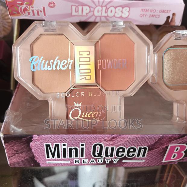 Mini Queen Blush + Free Highlighter - thumbnail 2