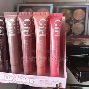 5 Piece Eyelashes + Free Lipgloss