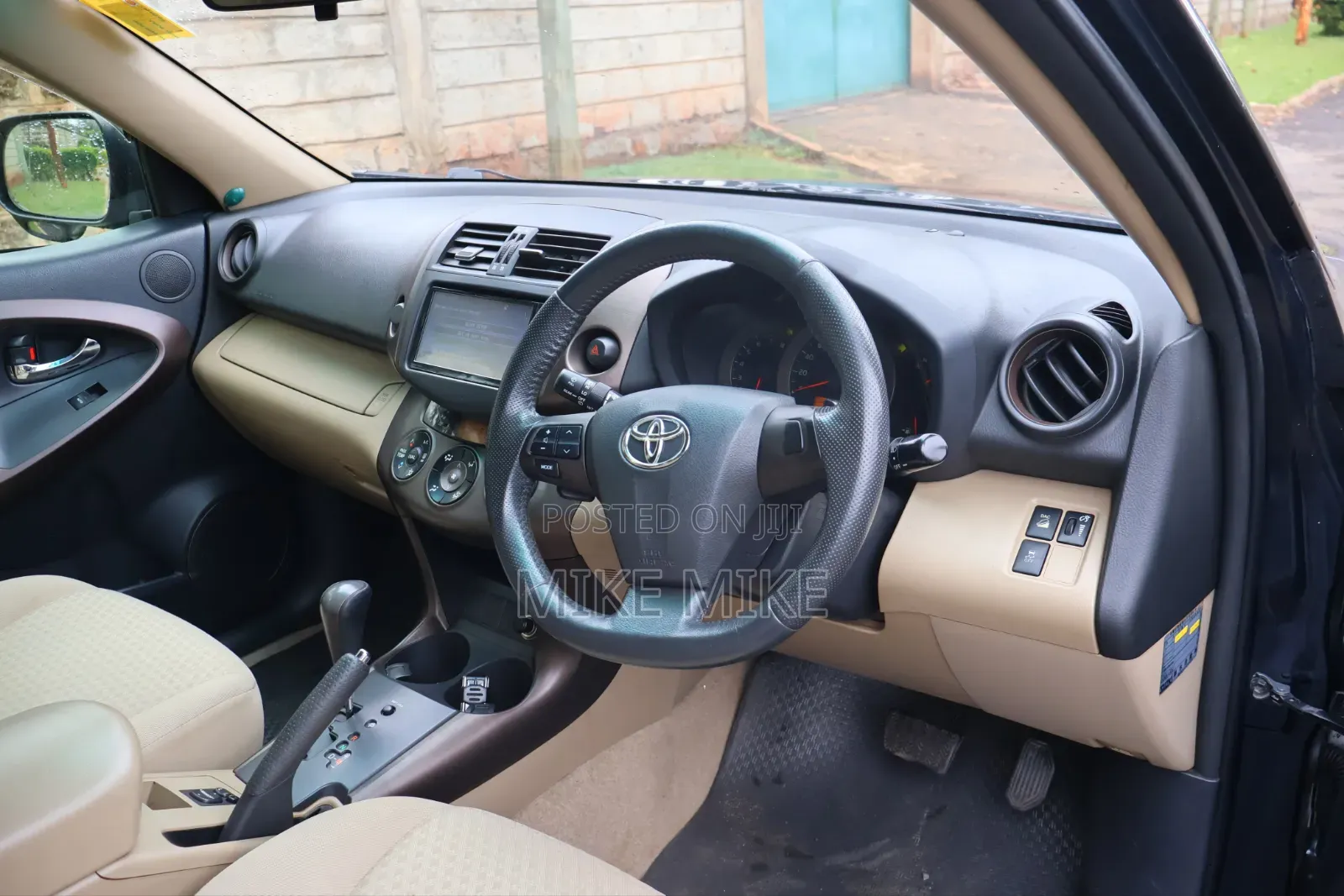 Toyota Vanguard 2012