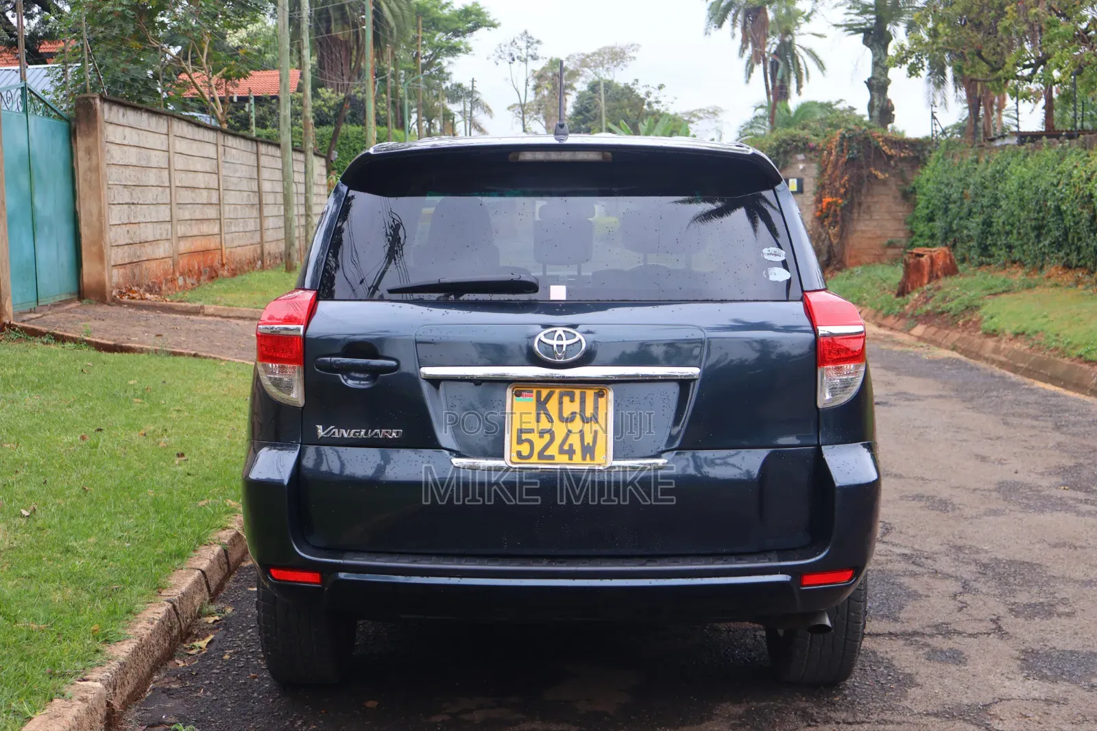 Toyota Vanguard 2012