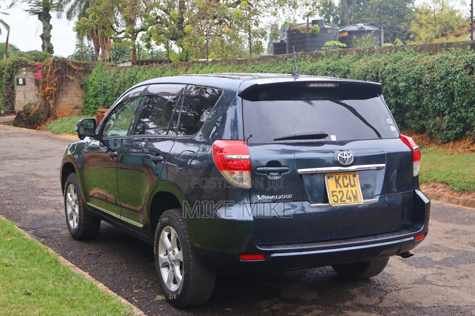 Toyota Vanguard 2012