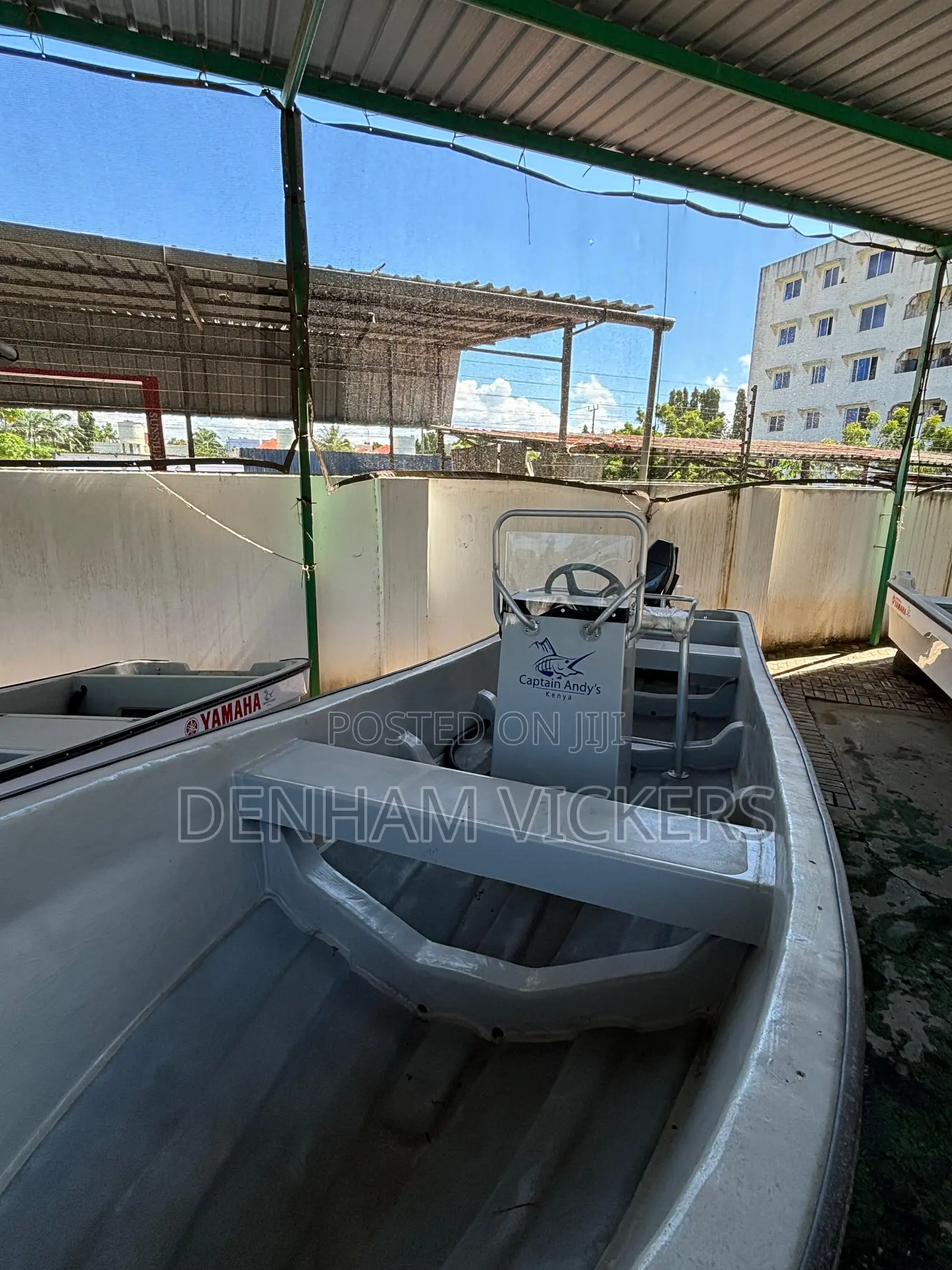 19' Centre Console Dinghy
