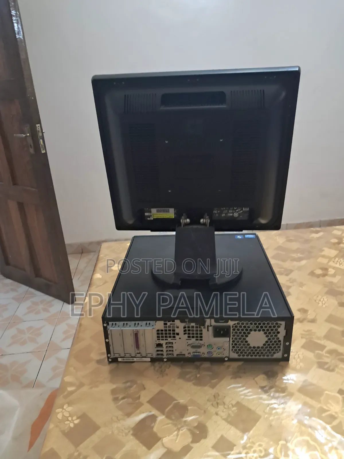 Desktop Computer HP EliteDesk 800 4GB Intel Core i5 SSD 256GB