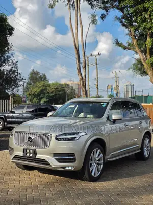 Volvo XC90 2018 Gold