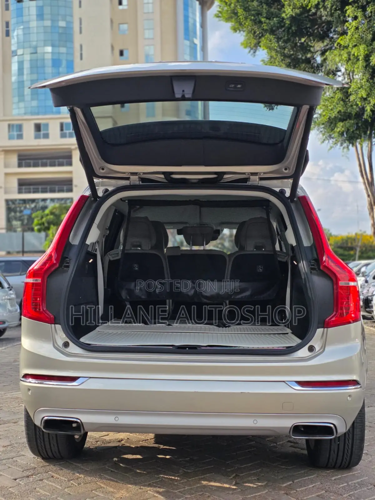 Volvo XC90 2018 Gold