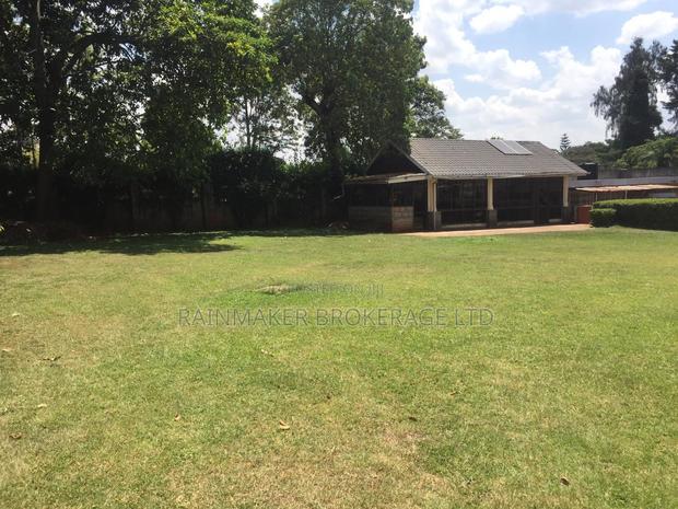Commercial Property With Service Charge Included in Hill View - thumbnail 4