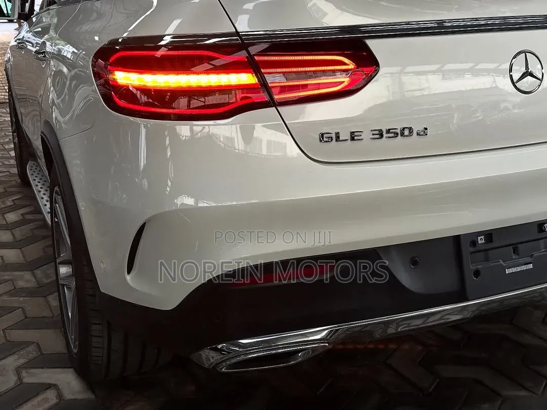 Mercedes-Benz GLE-Class GLE 350d 4MATIC 2018 White