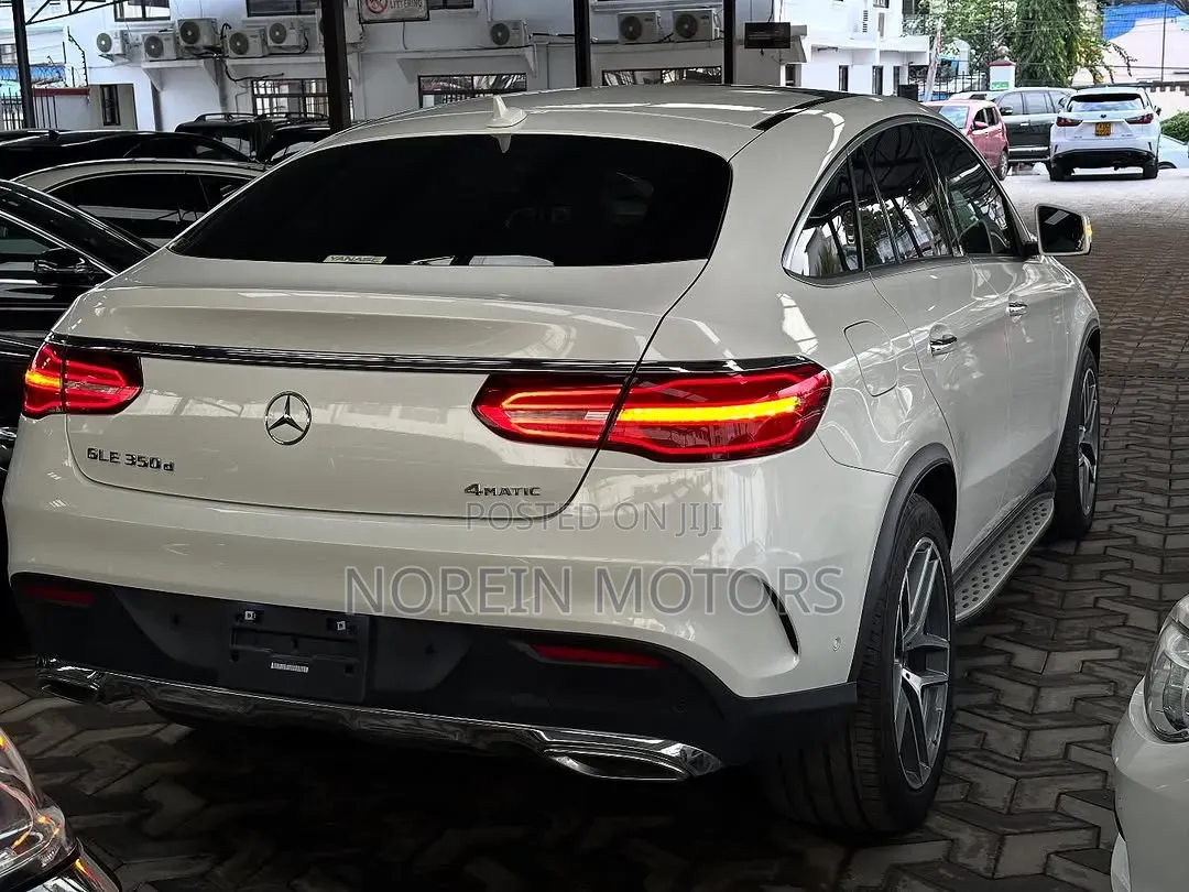 Mercedes-Benz GLE-Class GLE 350d 4MATIC 2018 White