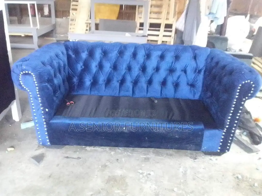 Blue Chester Seat