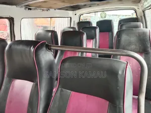Toyota HiAce 2006 White
