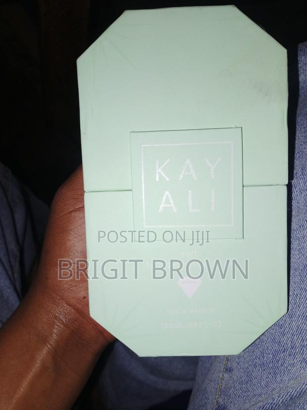 Kayali Yum Pistachio