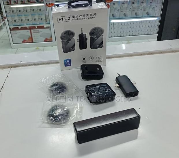 Advanced Quality F11-2 Wireless Microphone