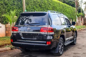 Toyota Land Cruiser 4.6 V8 ZX 2014 Black