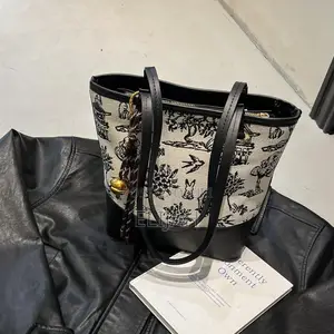 Chinese Ink Painting Style Tote Bag