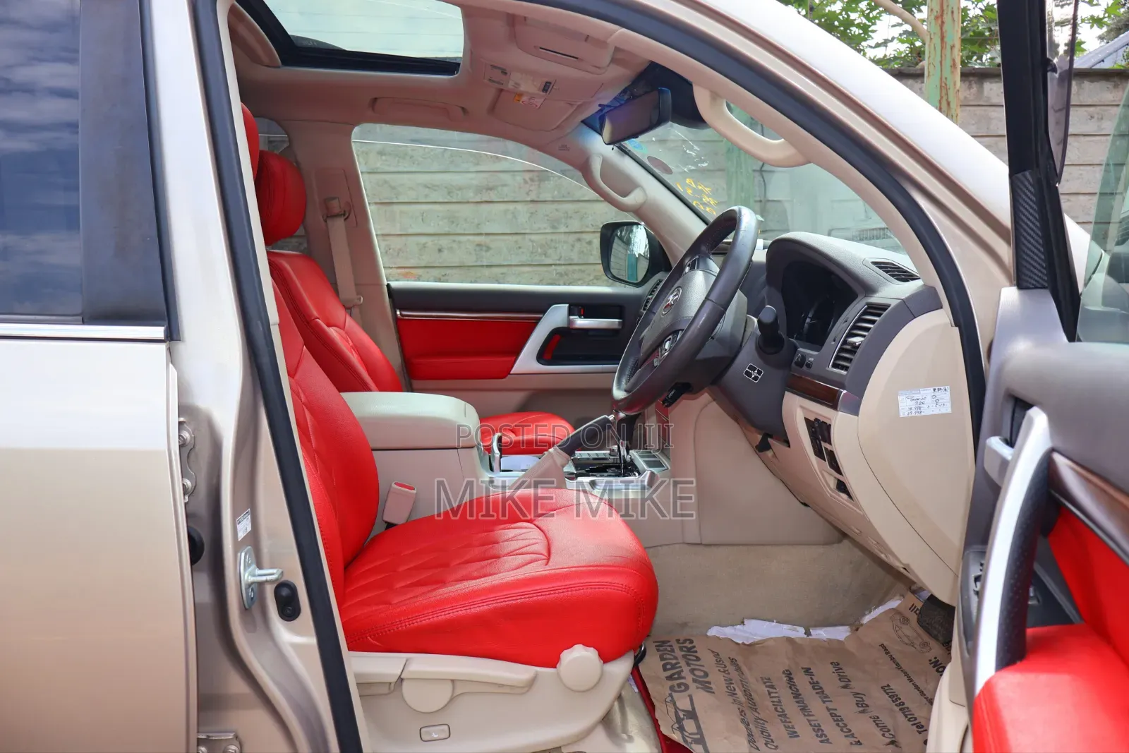 Toyota Land Cruiser 2018 Gold
