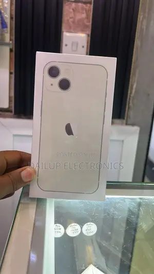 Apple iPhone 13 128 GB White