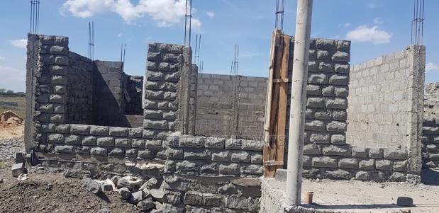 Plot With Incomplete House For Sale In Kitengela