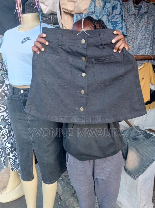 Yvonne Thrift Store - thumbnail 3