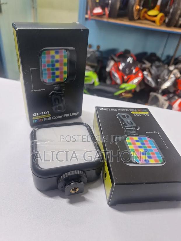 Rechargeable RGB Full Color Fill Light