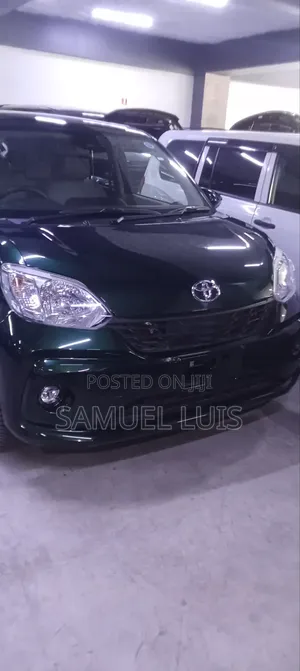 Toyota Passo 2018 Green
