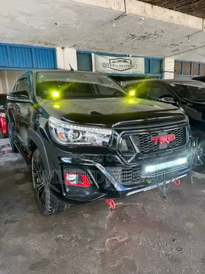 Toyota Hilux 2.4 Diesel 2020 Black